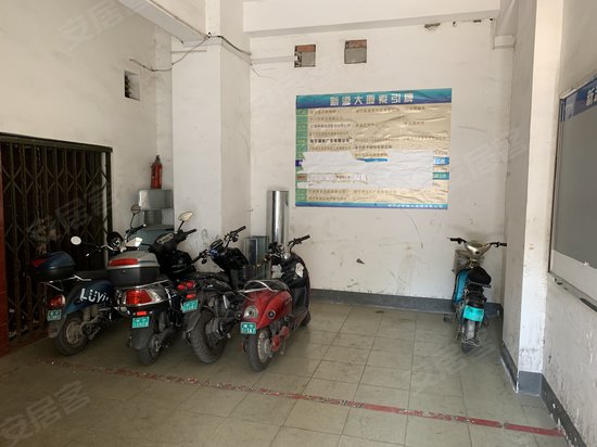 新源大厦(商住楼) 