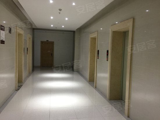 嘉年华青年城smart公寓 