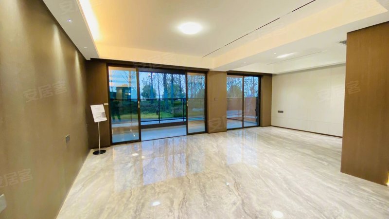 一线江景丨实景园林直面湘江丨长郡 一号线地铁口,中欣楚天御府·观澜