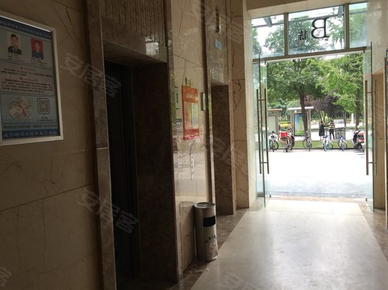 郫都区金融中心 