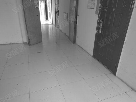 吴越新天地广场 