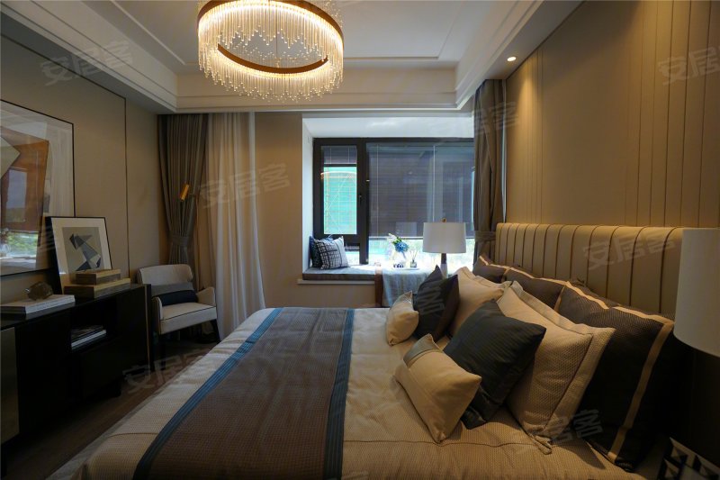 澜庭金水湖板块在卖一手住宅,现房出售,即买即住,看房接送