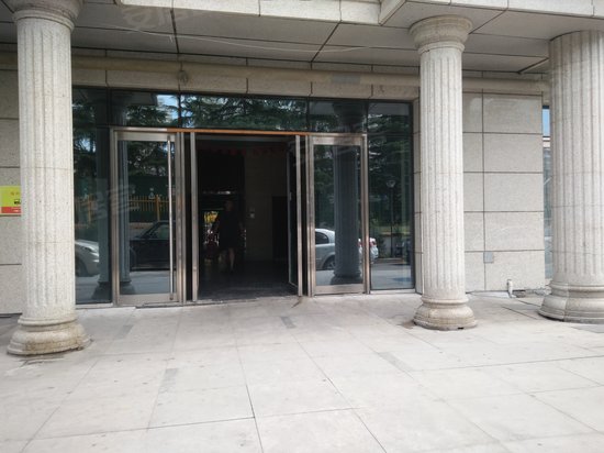 卓越时代广场(商住楼)