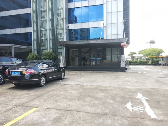 伟光联物流大厦 