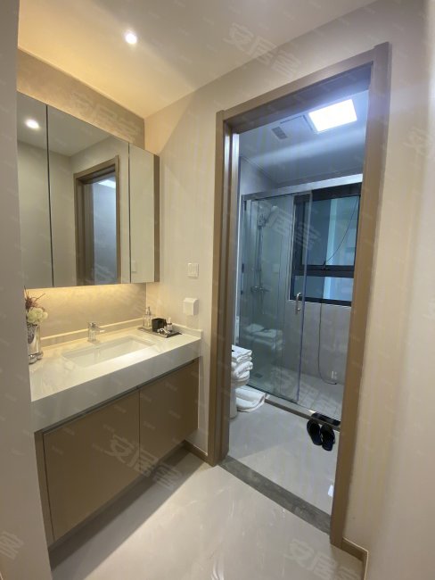 溧水中医院对面客运站港龙棠玥府精装修交付准现房港资开发地铁口,棠