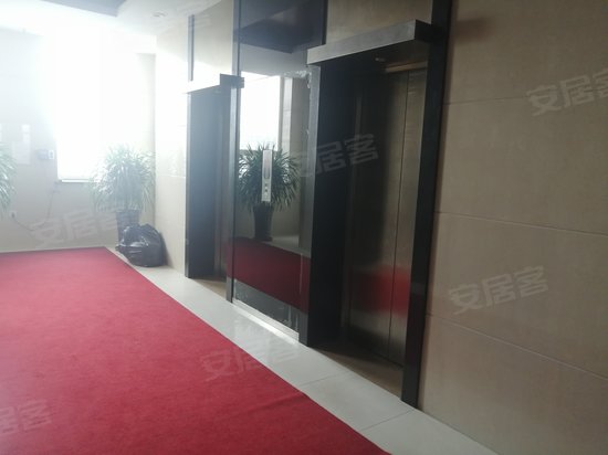 万豪国际商务中心 