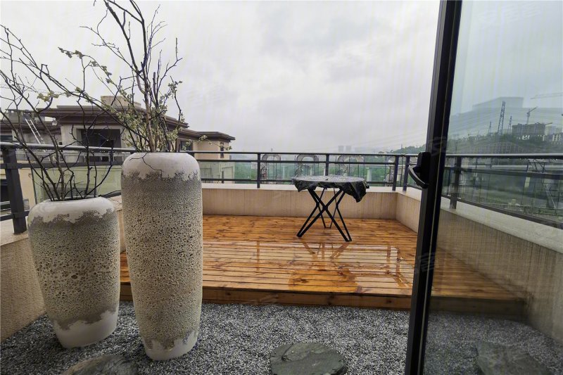 茶园龙湖城心别墅,两站解放碑三站江北,龙湖康田麓宸(新房)二手房,200