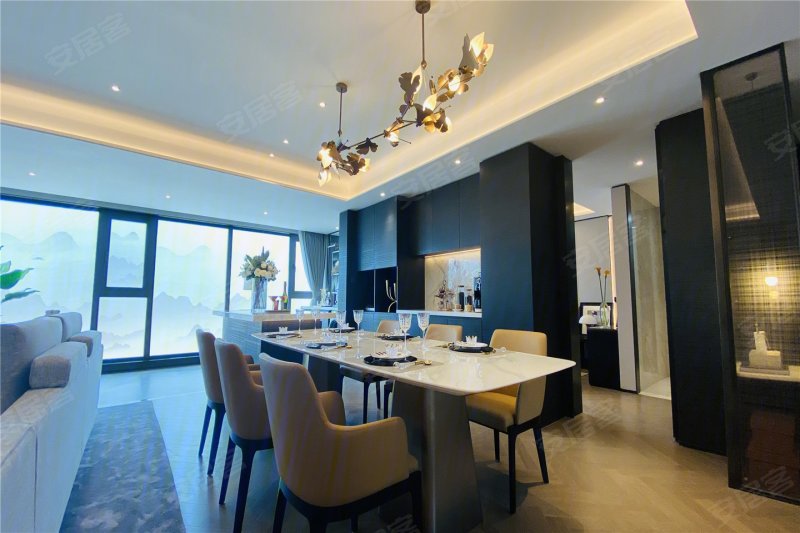 洛阳中心公元印 大平层 改善天花板 邻泉舜正大团购无任何费用