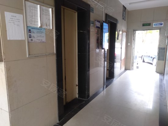 嘉鸿新都汇(商住楼) 