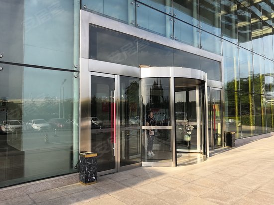 郑东新区电子商务大厦 