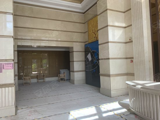 万隆国际广场(商住楼) 