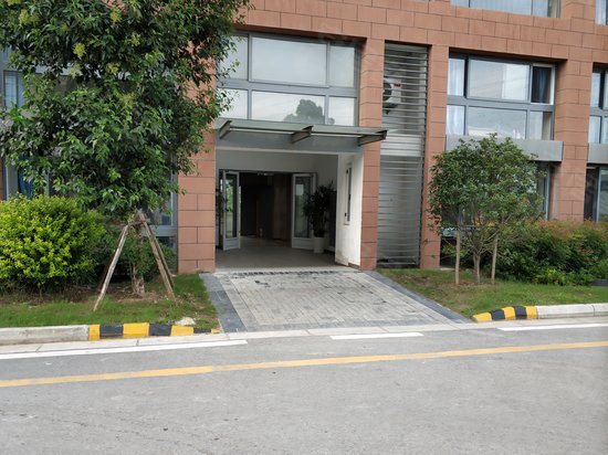 中新领袖天地(商住楼) 