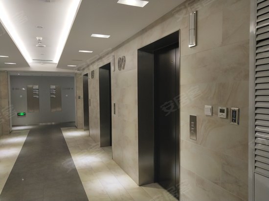 山东路万科中心 