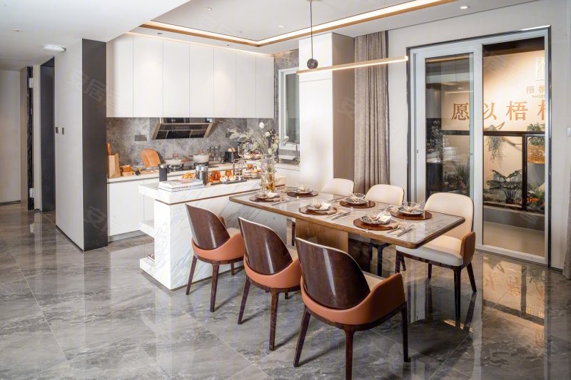 高淳湖滨大道毛坯电梯洋房120平四室双卫南北通透四开间朝南,梧桐公馆