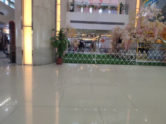 名商天地皮料五金龙头市场(办公) 