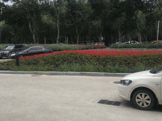 融创上城财富源 