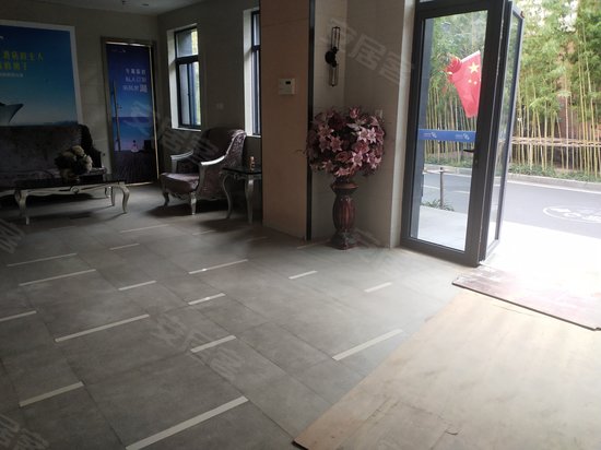 淀湖鹿鸣九里(商住楼) 