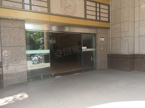 九鼎名仕顿商务楼 