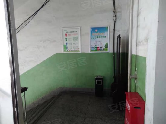 长春物资贸易中心大楼 