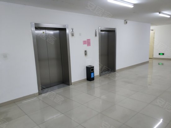 唯亭科技创业大厦 