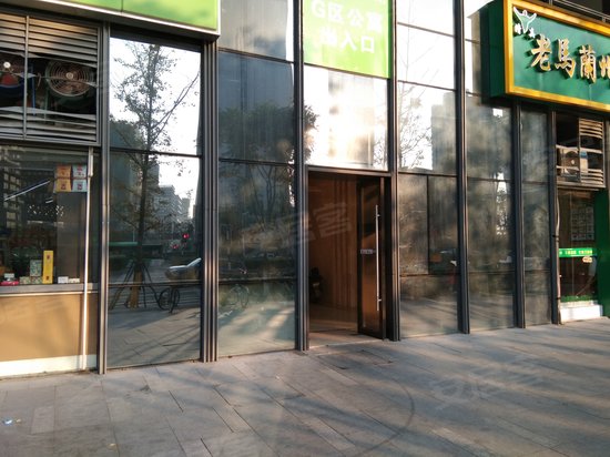 万科九都荟G区办公楼 