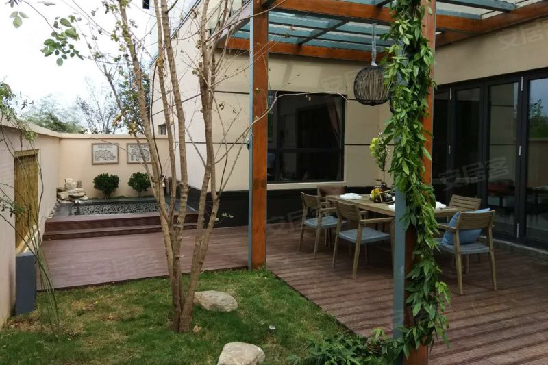 太白山下 太白熙岸 精装叠拼别墅 温泉入户 有院子有露台