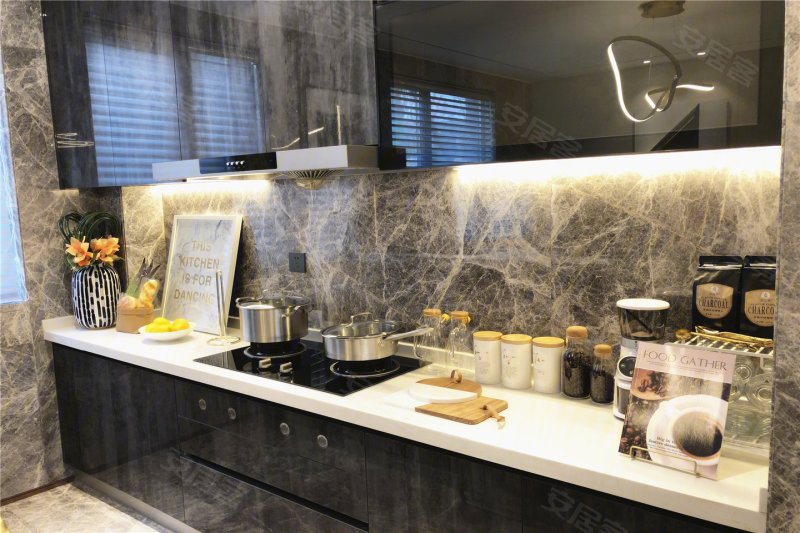 泽京铂宸万达广场3室2厅129㎡70万二手房图片