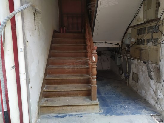 恒大建材市场公寓 