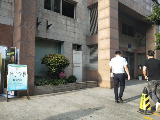 名江新都办公楼