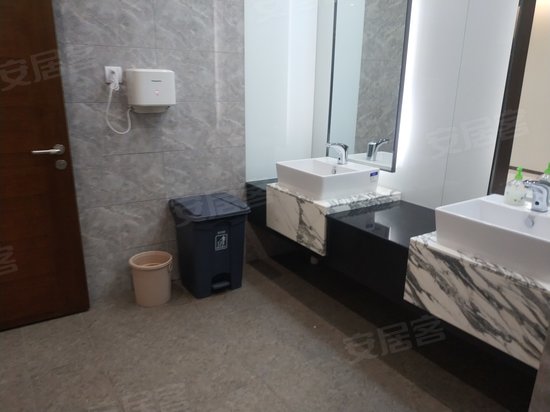 中国人寿金融中心 