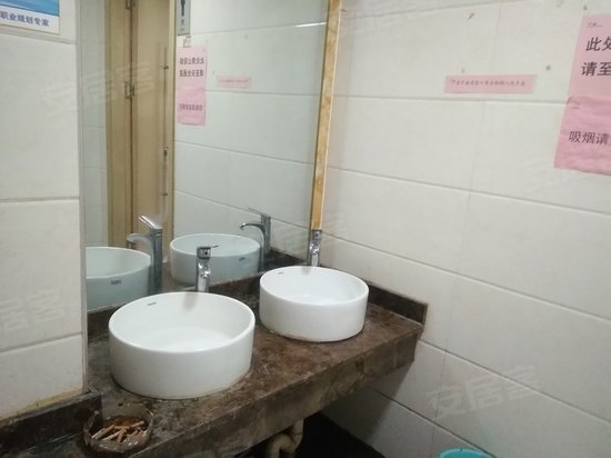 龙泉国际广场(商住楼) 