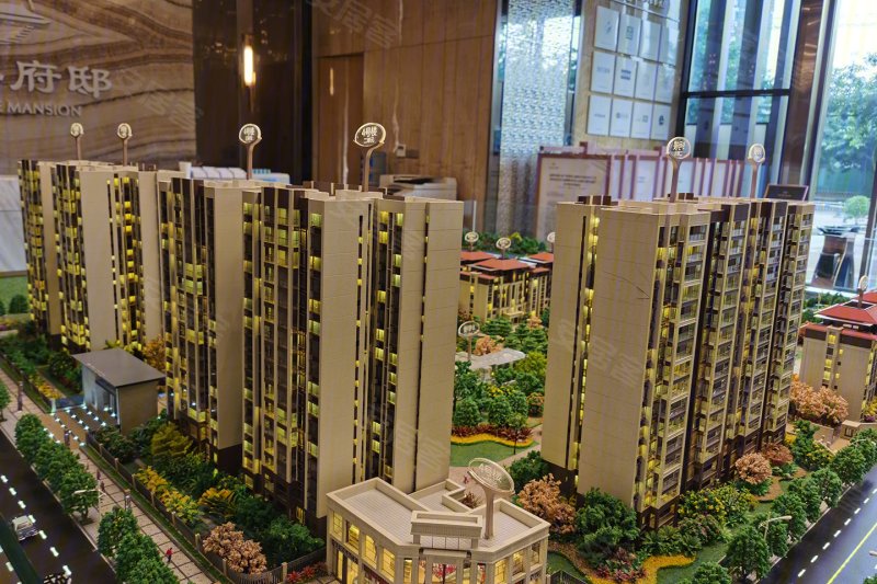 双流 的板块 的限价楼盘,一万八的房价,靠近主城区,河畔府邸(新房)