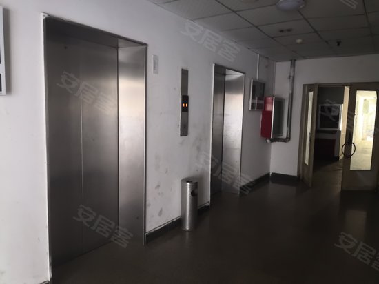 河北进出口大厦 