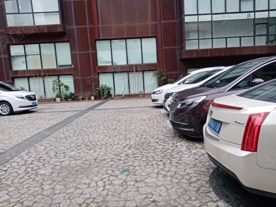 马登国际航运商务中心 