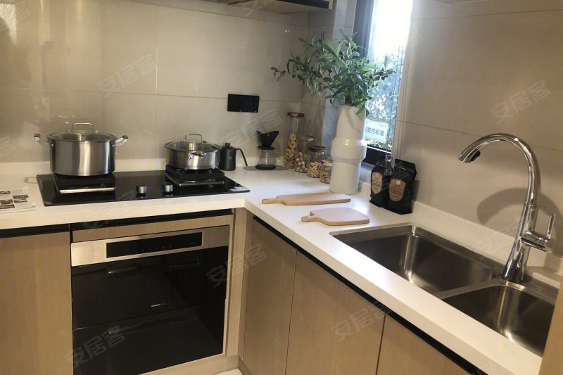 中昂·祥云府3室2厅2卫108㎡南140万