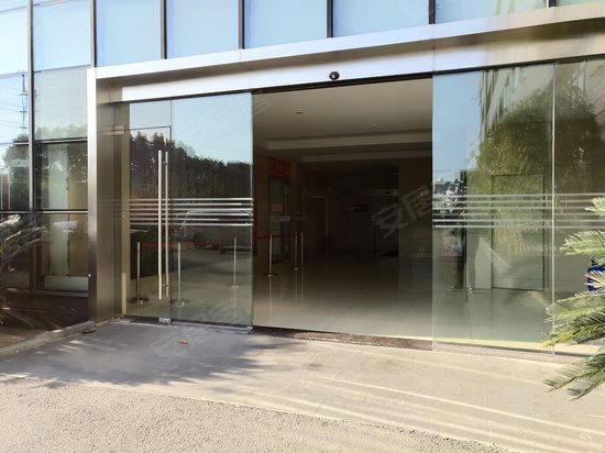 金桥曼卡科技园 