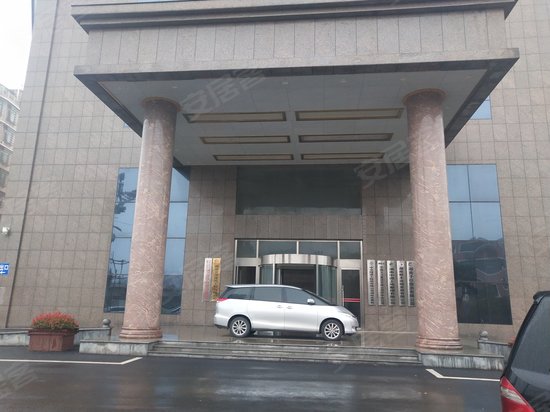 鹏兰国际大酒店项目 