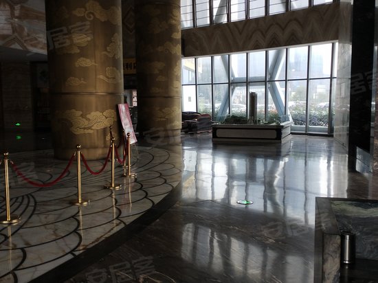 桐庐荣正财富广场 