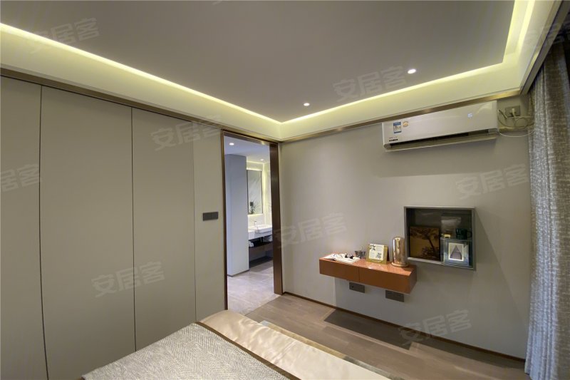 央企交房有保障团购16w起东风渠畔出门双地铁口