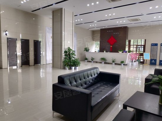 新府银座商务楼 