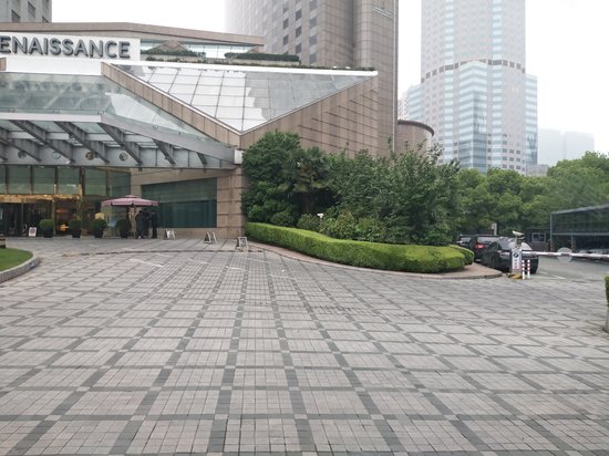 扬子江商务大楼 