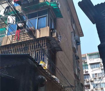 苏州路18号小区