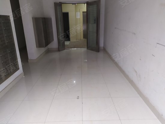 宝鸿商业广场(商住楼) 