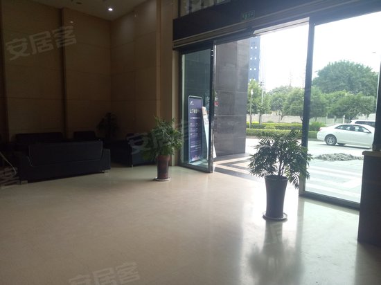 上峰上座写字楼 