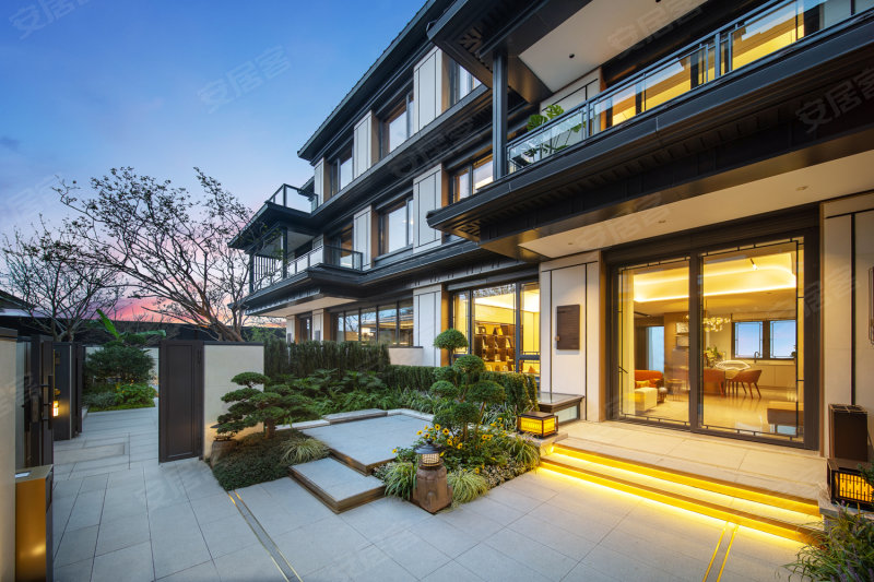 日月·鉴湖雅颂4室2厅148㎡226万二手房图片