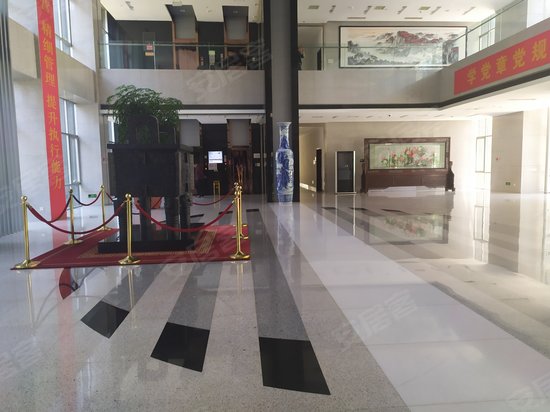 中铁十九局大厦 