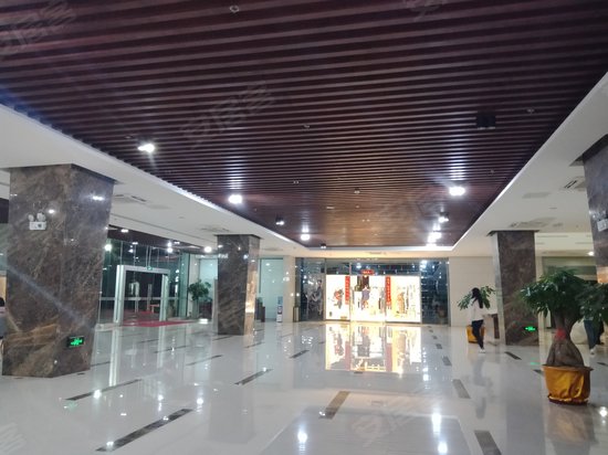 金海湾财富中心 