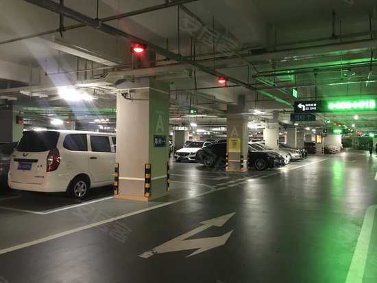 京基滨河时代广场(商住楼) 