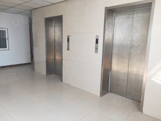 众润贵友商务楼 