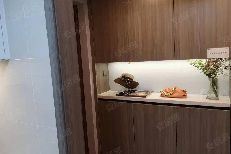 单价7800 雅居乐柏悦雅郡 五证齐全 看房接送